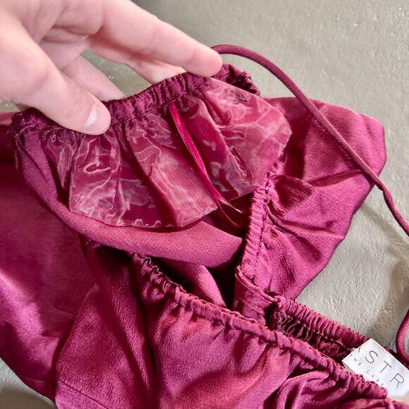 ASTR The Label Wine Red Milkmaid Balloon Sleeve Top Size M NWT - Picture 6 of 14